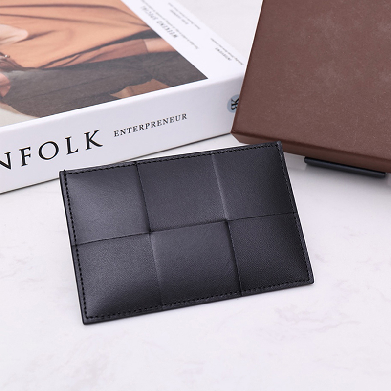 新品未使用品　LUXURY MATERIAL HERITAGE WALLET HERITAGE DYNAMIC GRAPHIC LEATHER WALLET | Jaguar Jordan